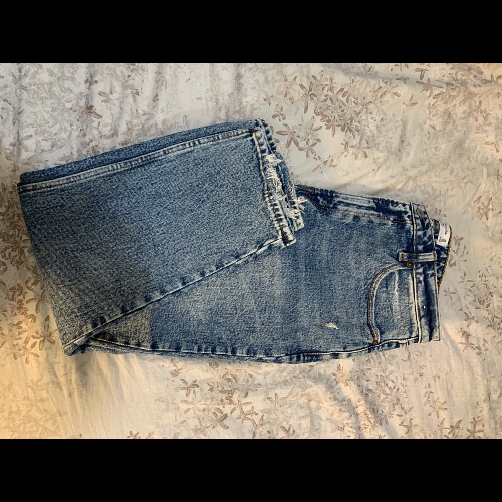 Abercrombie The Mom High Rise Jeans